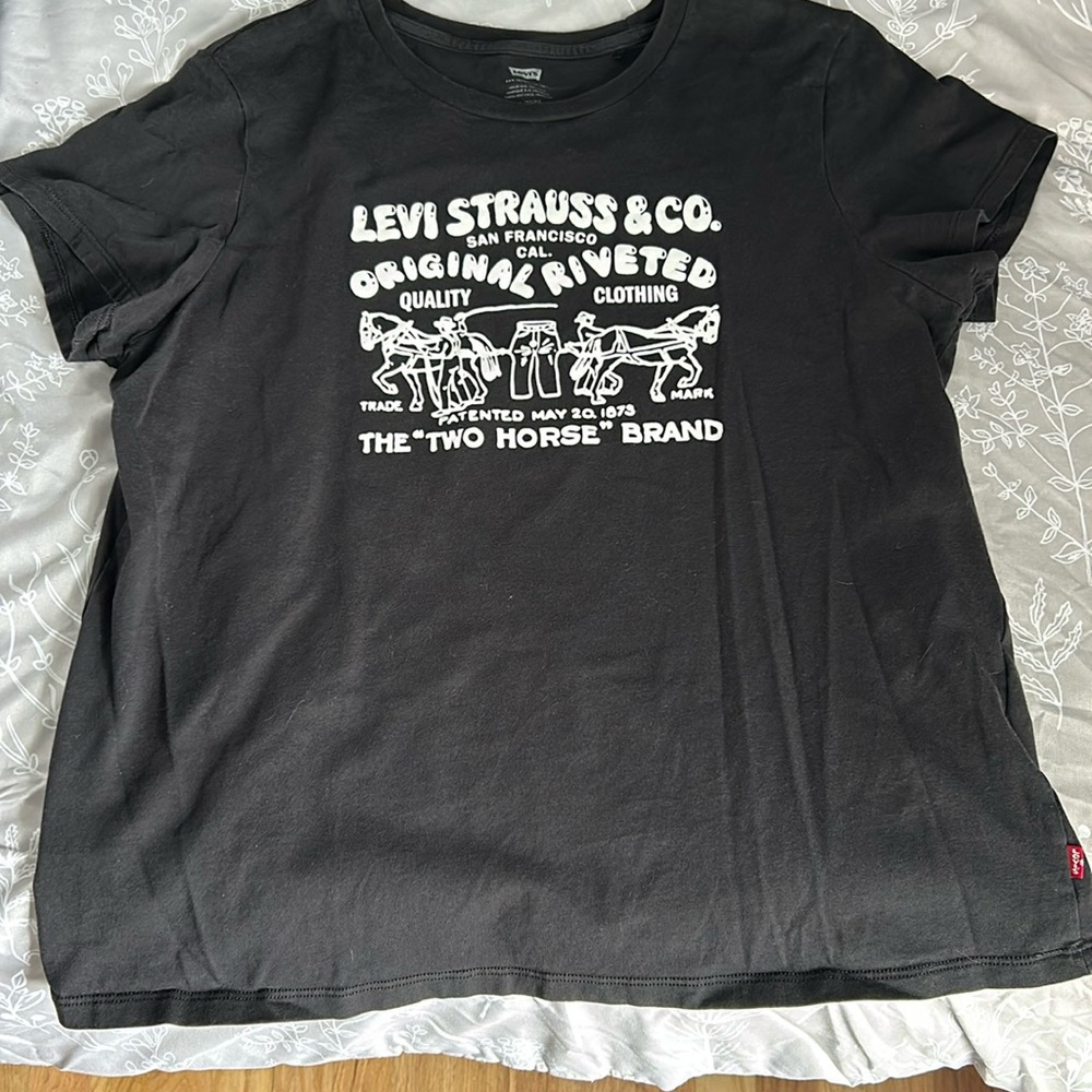 Women’s T-Shirt